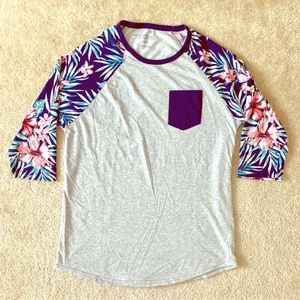 Reposhing this item I purchased from @cherrowanne. Worn once, ready to move on.